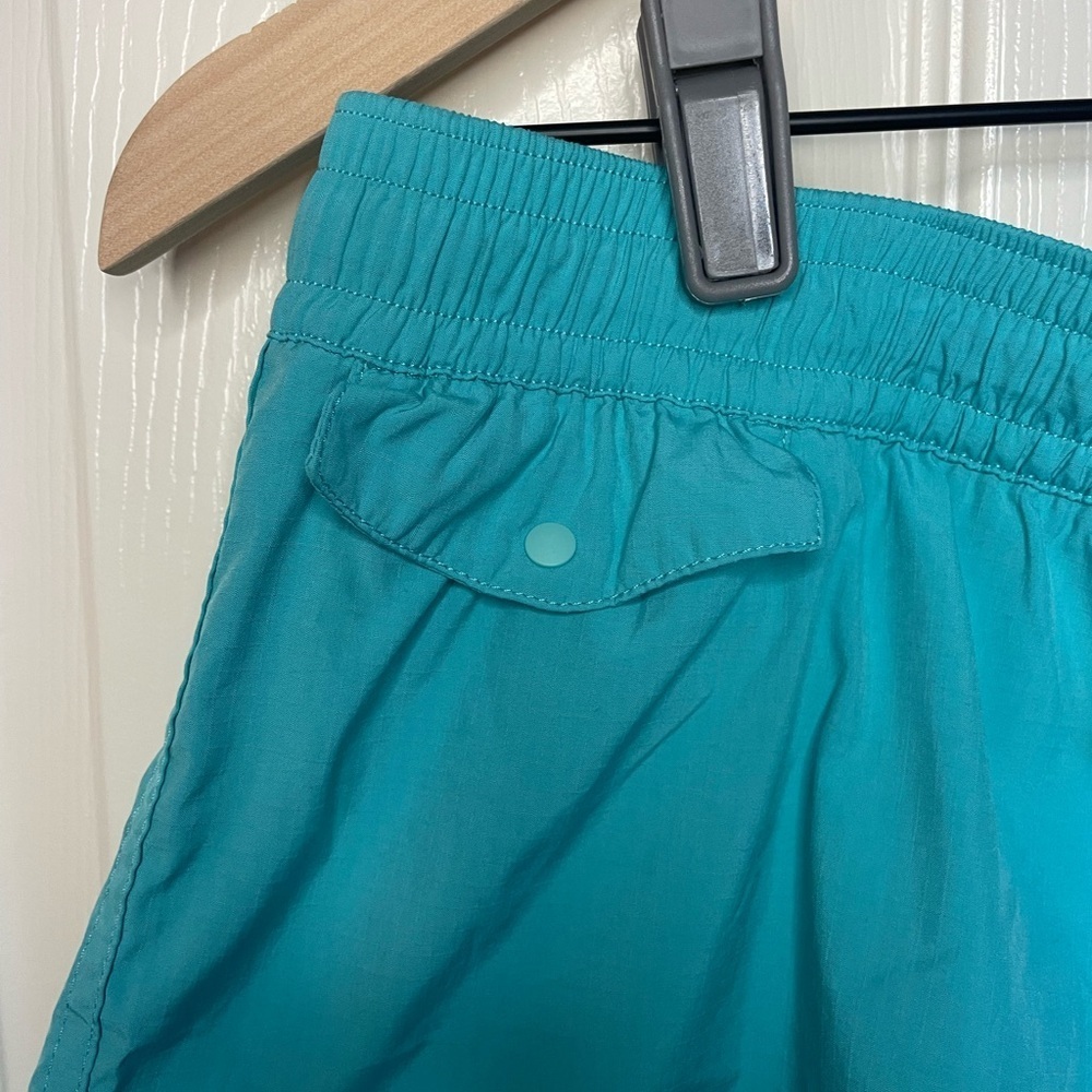 Patagonia Women’s Stretch Planing Micro Shorts 2” Size 8 - Picture 2 of 7
